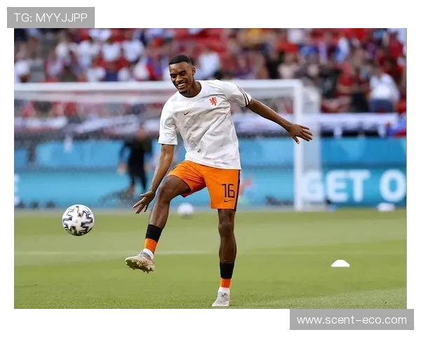 拜仁慕尼黑密切关注南美新星拉扬与索萨的转会动态